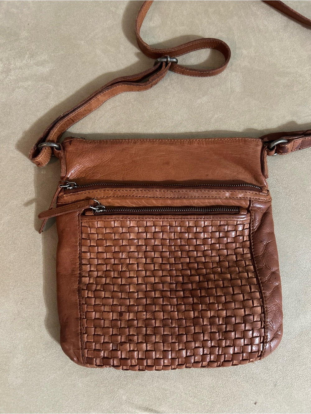 Vilenca Holland Brown Woven Leather Crossbody Handbag